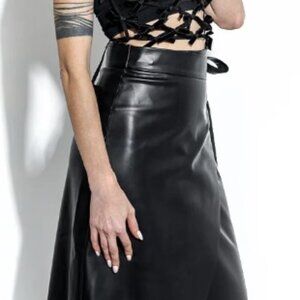 NWOT - MDNT 45 - Faux Leather Wrap Skirt Black - Size Small